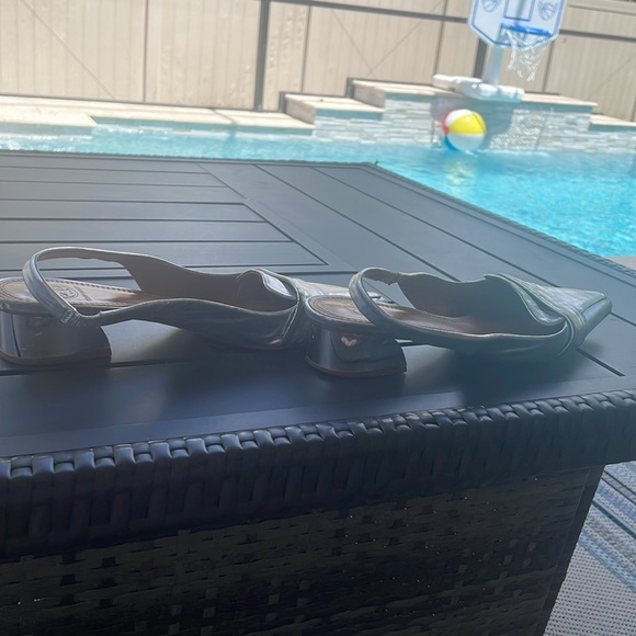 Tory Burch silver slingback block heels - Picture 7 of 12